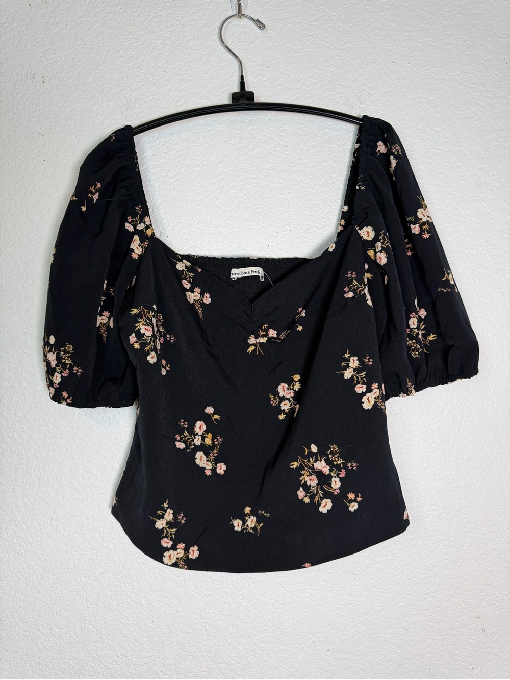 Abercrombie & Fitch Black Cottage Floral Puff Sleeve Square Neck Top, Size M